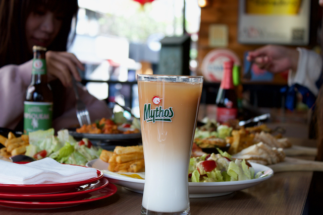 升級鮮奶茶、拿鐵,不論冷熱均一價30元!